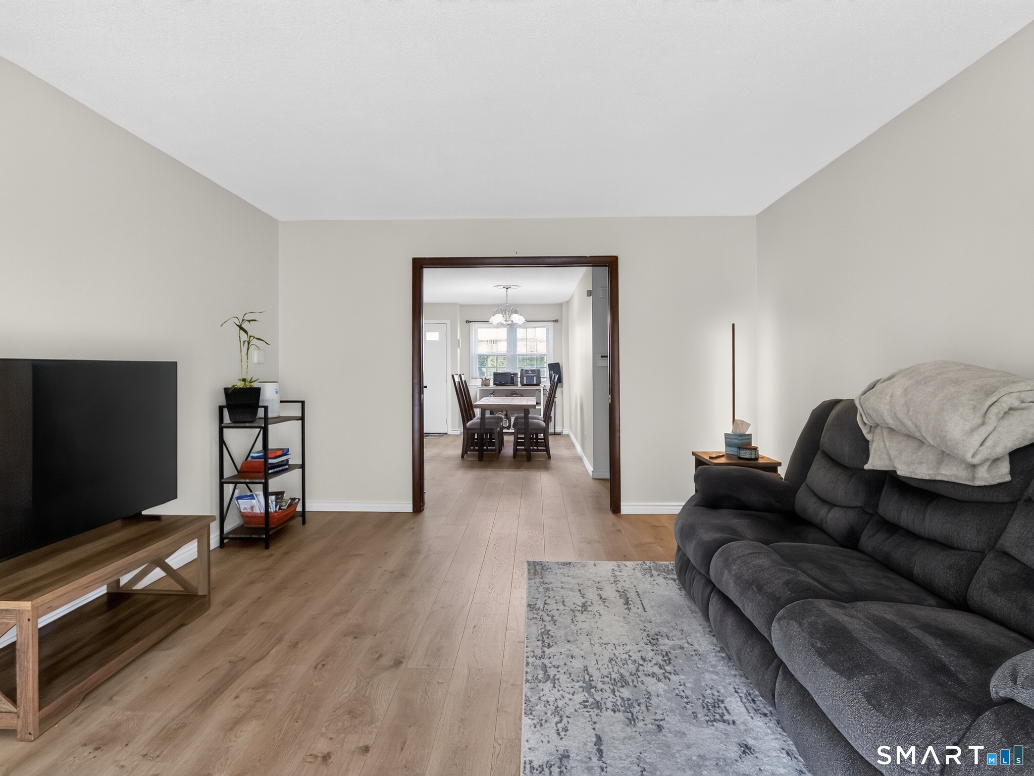 10 Bradley Circle Enfield CT 06082