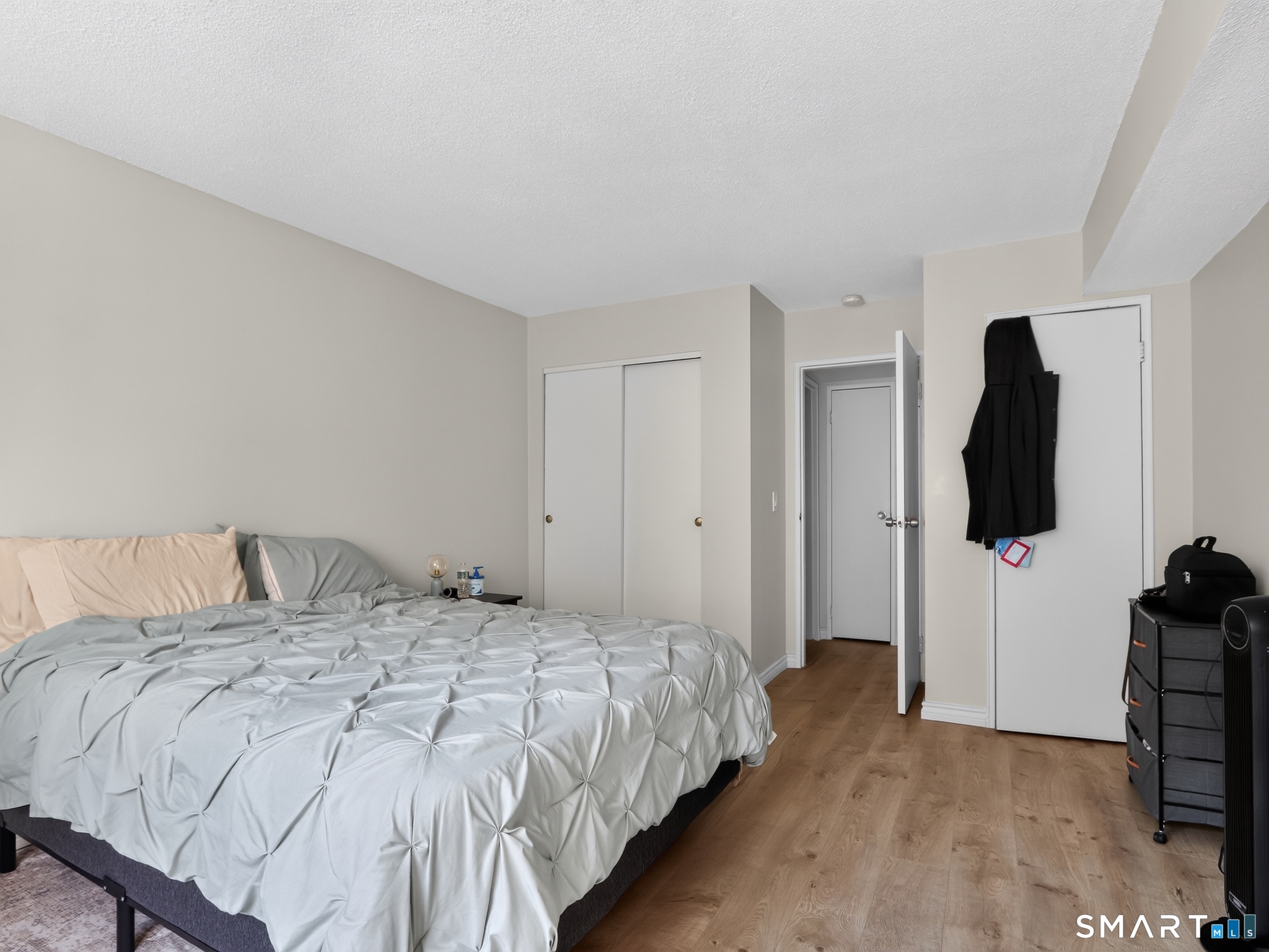 10 Bradley Circle Enfield CT 06082