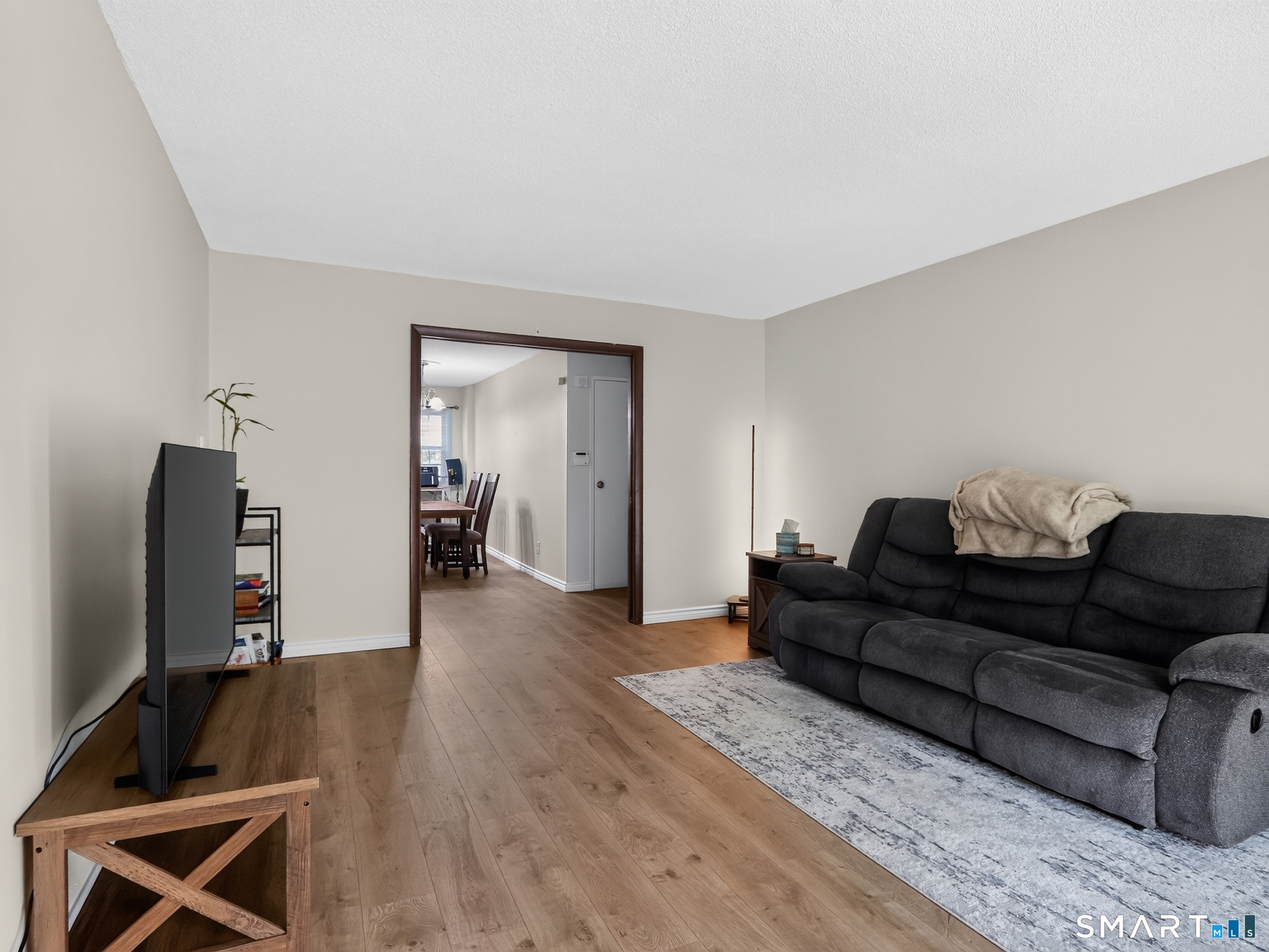 10 Bradley Circle Enfield CT 06082