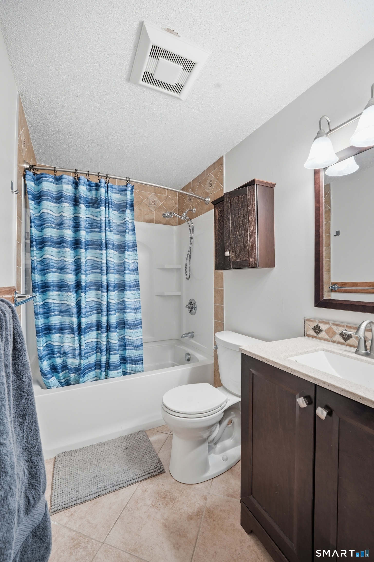 19 Chelsea Lane East Granby CT 06026