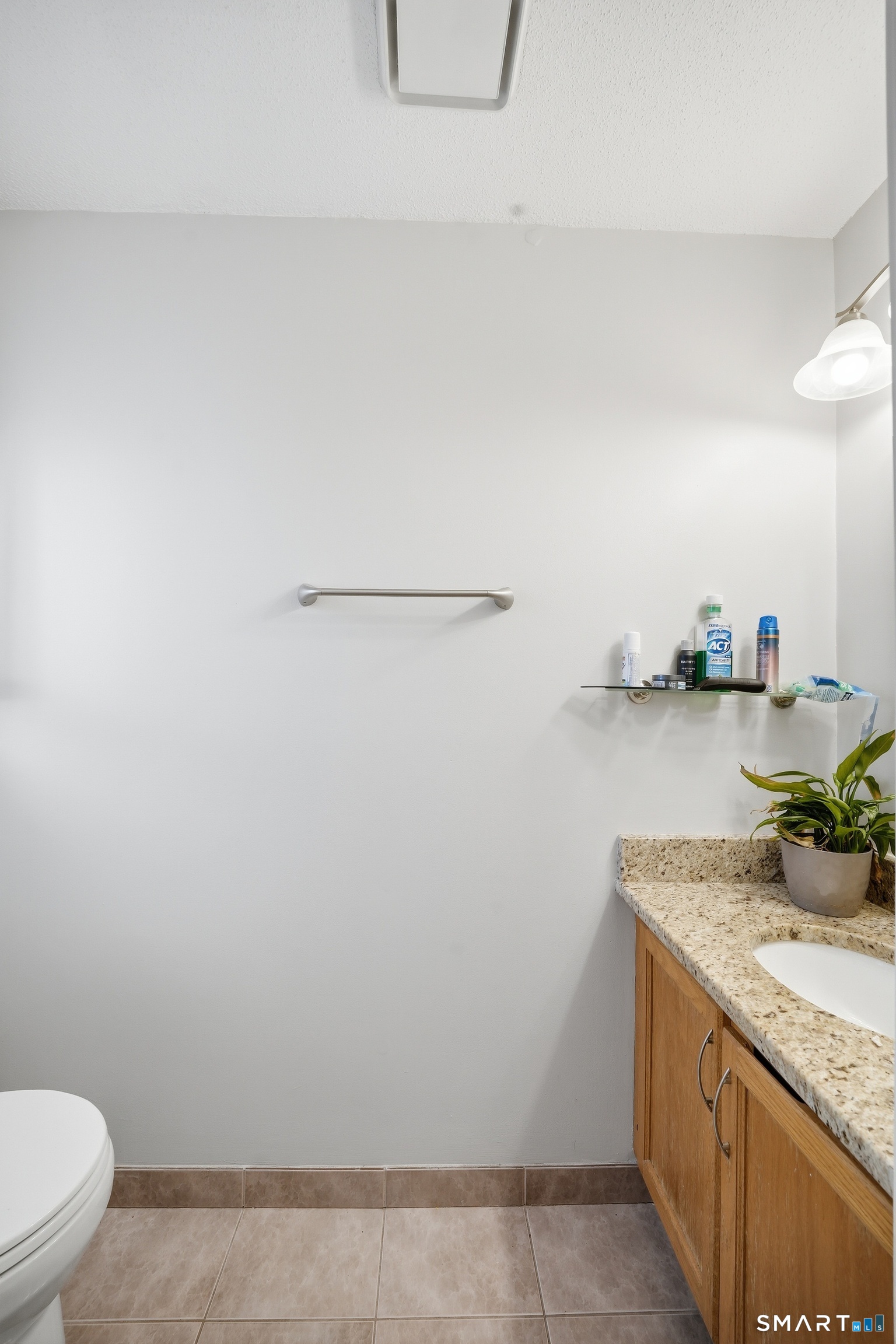 19 Chelsea Lane East Granby CT 06026