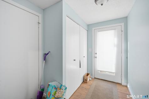 19 Chelsea Lane East Granby CT 06026