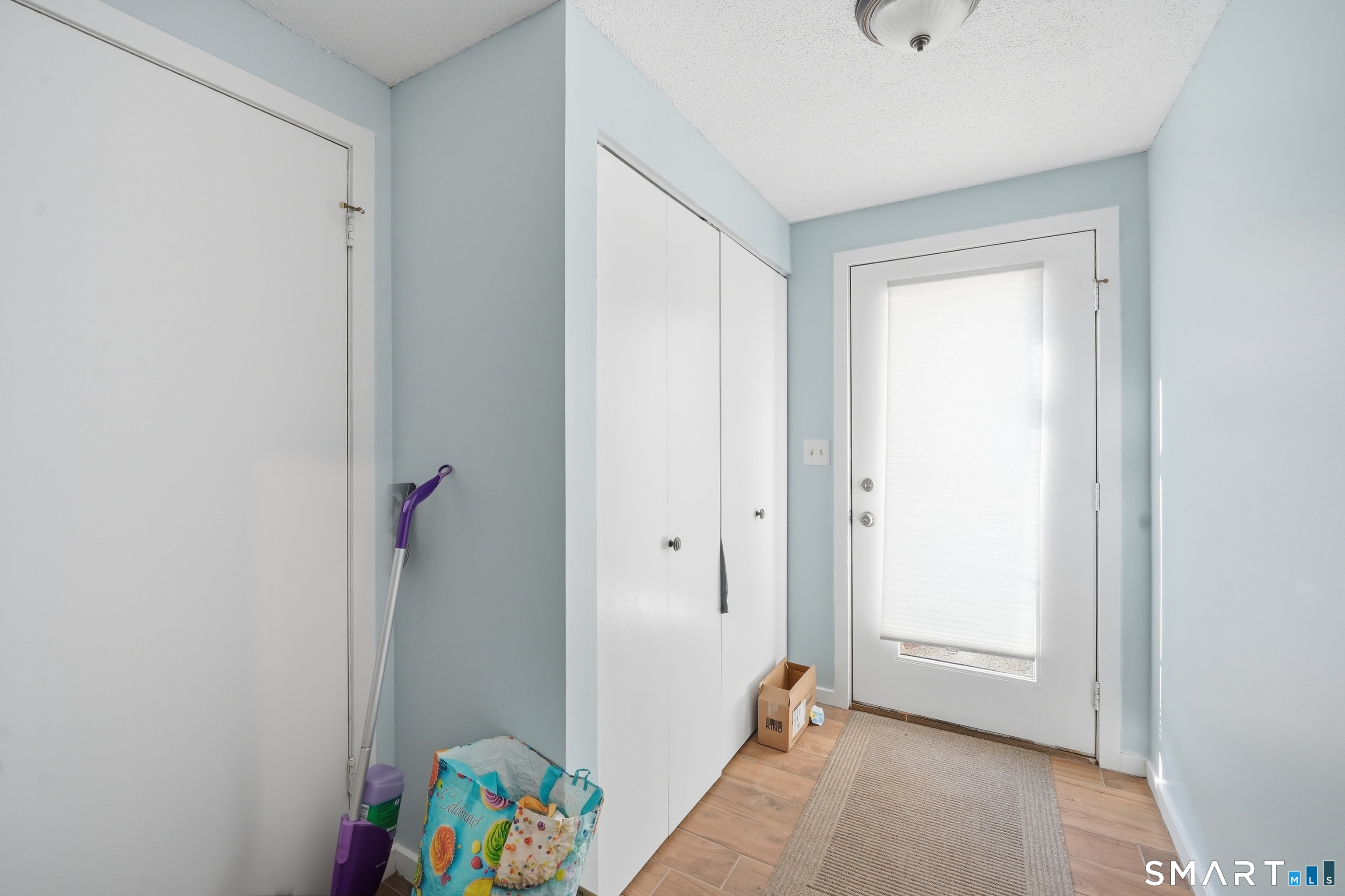 19 Chelsea Lane East Granby CT 06026