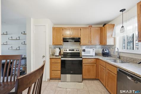 19 Chelsea Lane East Granby CT 06026
