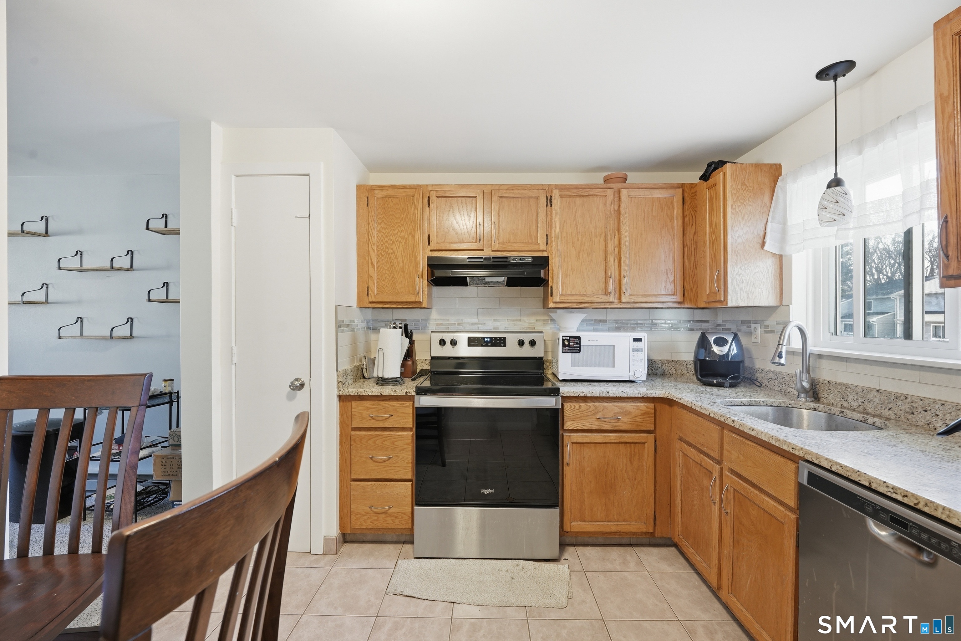 19 Chelsea Lane East Granby CT 06026