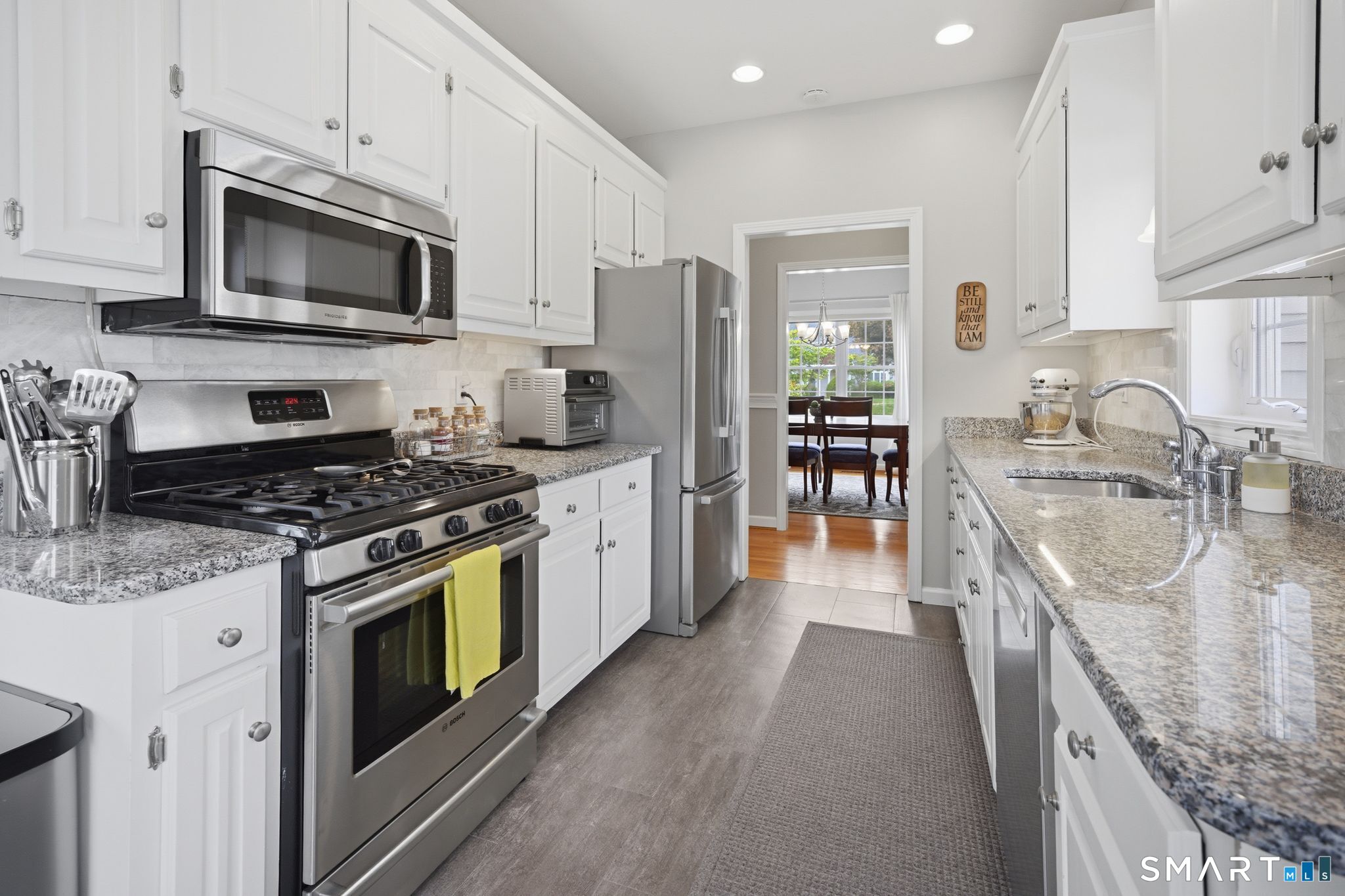 174 Thistle Pond Drive Bloomfield CT 06002
