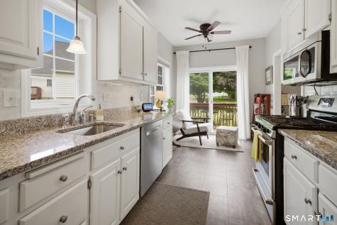 174 Thistle Pond Drive Bloomfield CT 06002