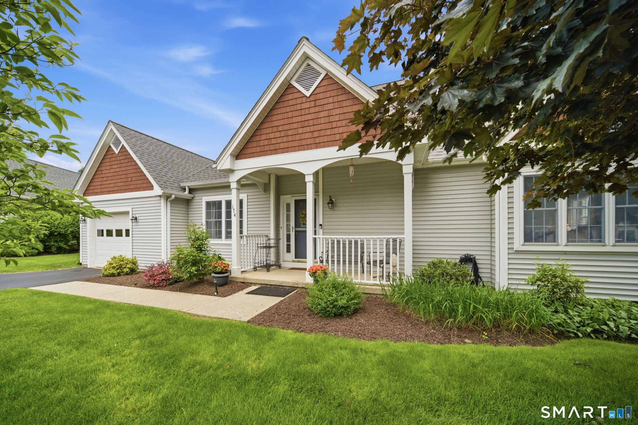 174 Thistle Pond Drive Bloomfield CT 06002