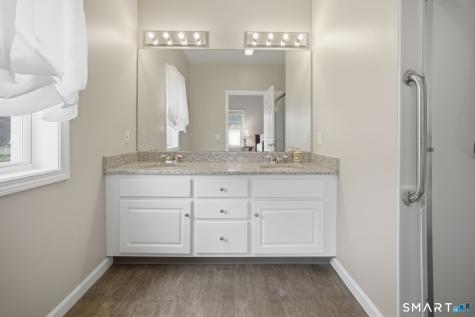 174 Thistle Pond Drive Bloomfield CT 06002