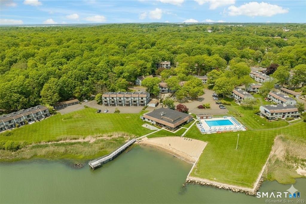 7 Harbour Village Branford CT 06405