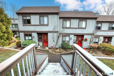 7 Harbour Village Branford CT 06405