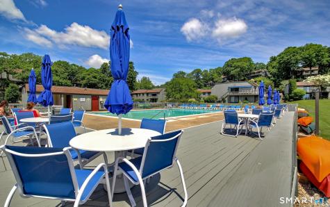 7 Harbour Village Branford CT 06405