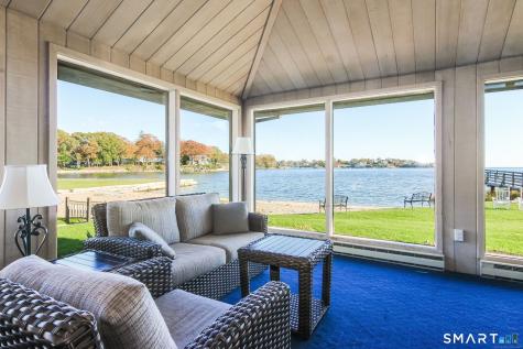 7 Harbour Village Branford CT 06405