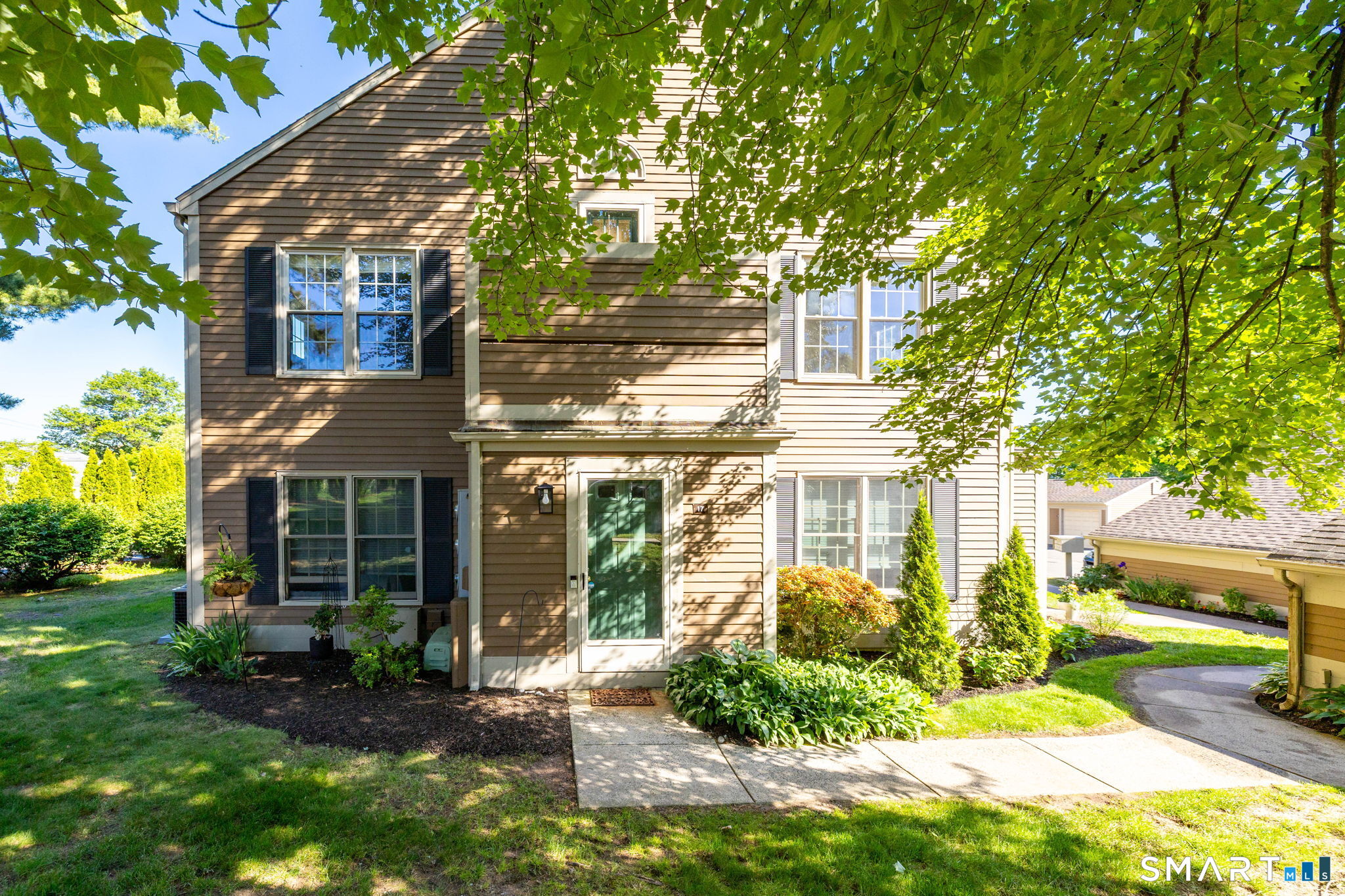 17 Newberry Lane Glastonbury CT 06033