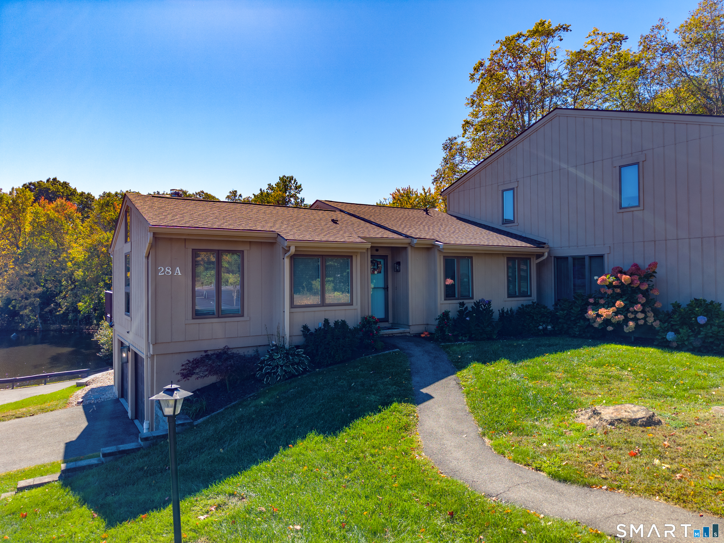 28 Pilgrim Harbor Wallingford CT 06492