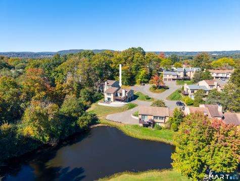 28 Pilgrim Harbor Wallingford CT 06492