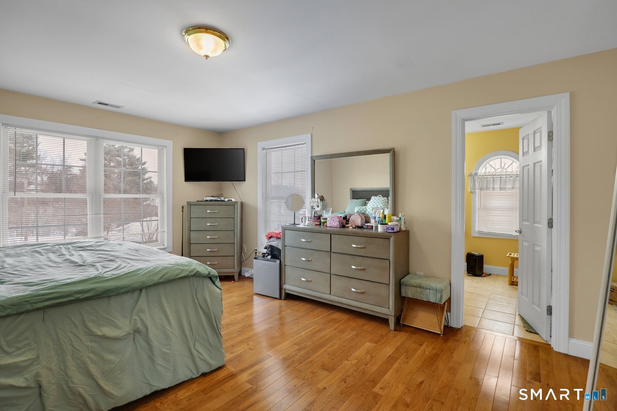 82 Summer Street Southington CT 06489