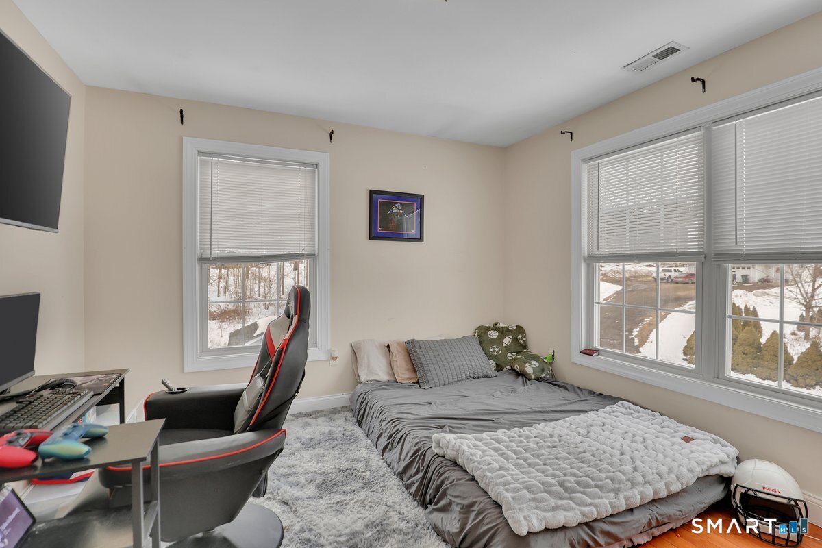 82 Summer Street Southington CT 06489