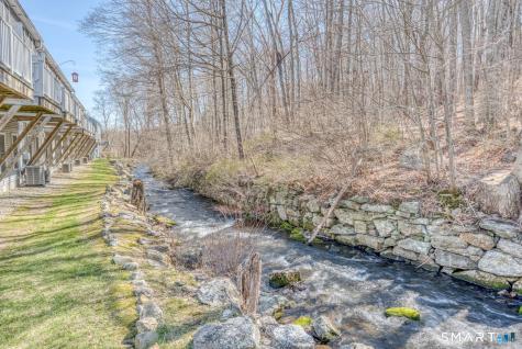 28 Armstrong Road Coventry CT 06238