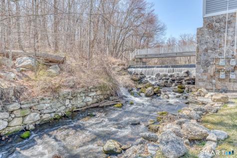 28 Armstrong Road Coventry CT 06238