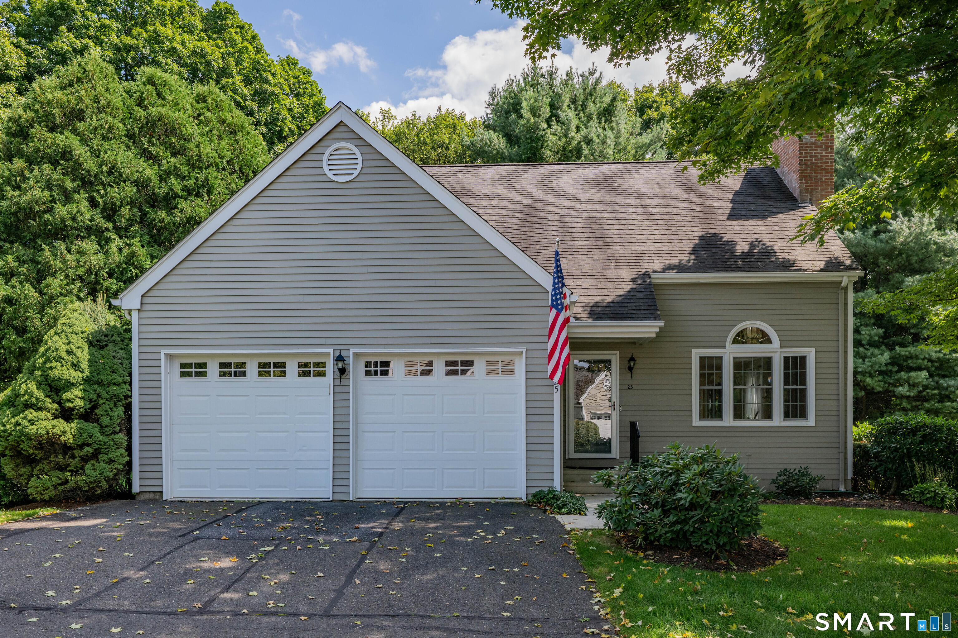 25 Woodbury Hill Woodbury CT 06798