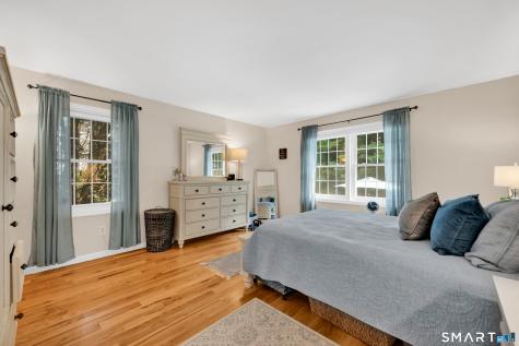 25 Woodbury Hill Woodbury CT 06798