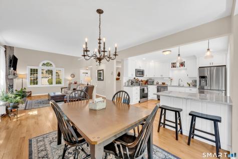 25 Woodbury Hill Woodbury CT 06798