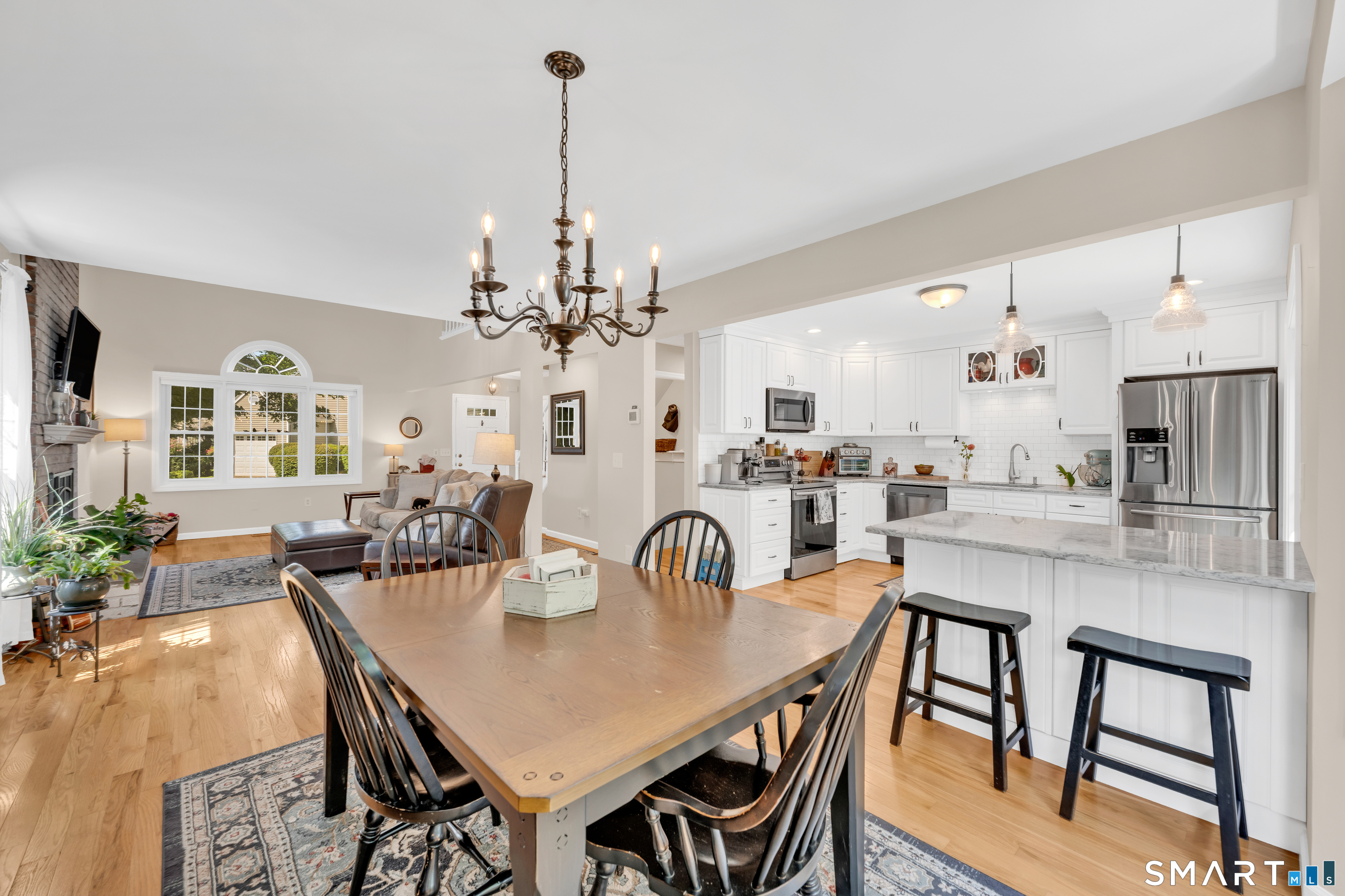 25 Woodbury Hill Woodbury CT 06798