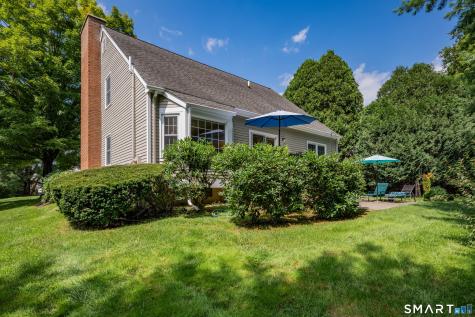 25 Woodbury Hill Woodbury CT 06798