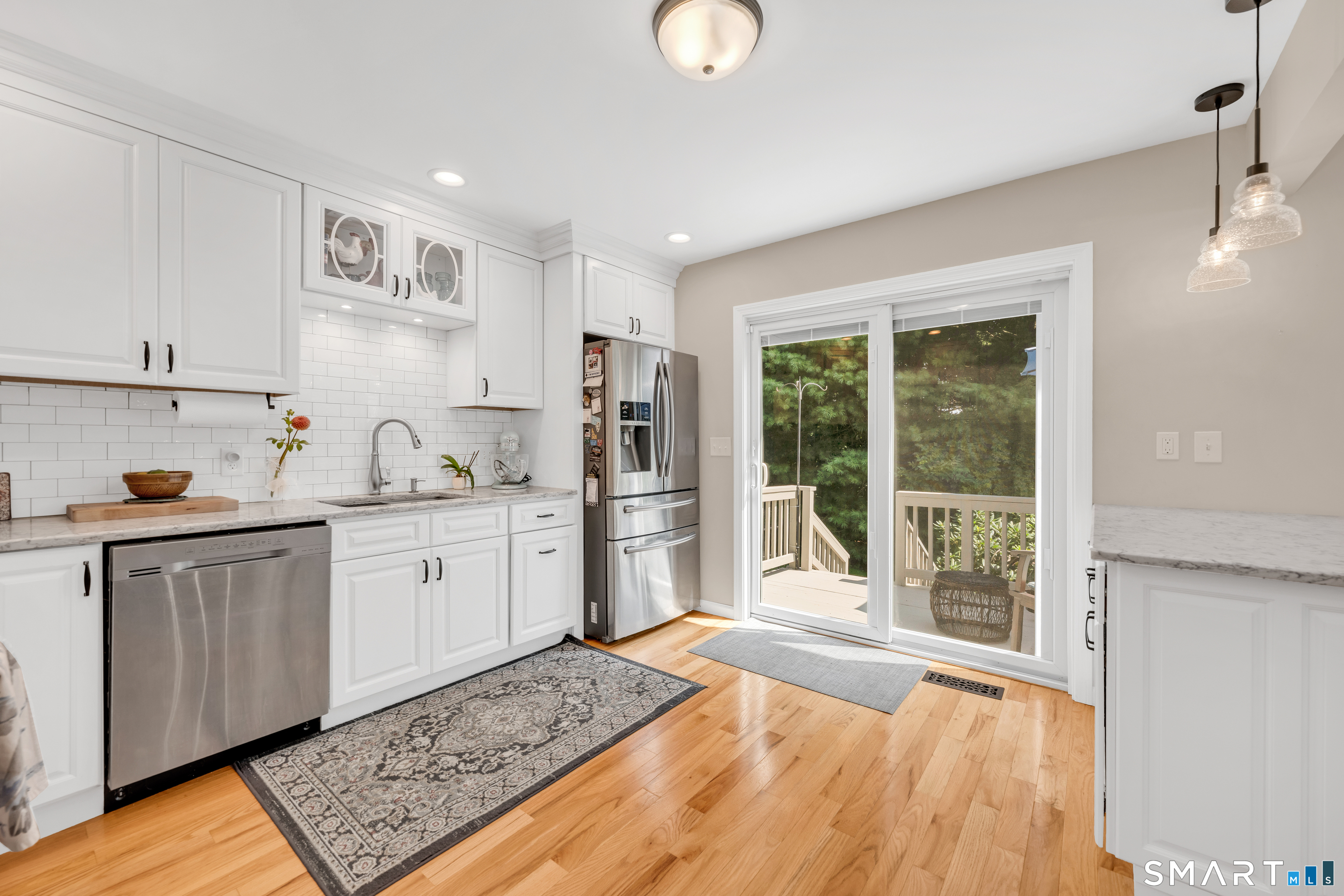 25 Woodbury Hill Woodbury CT 06798