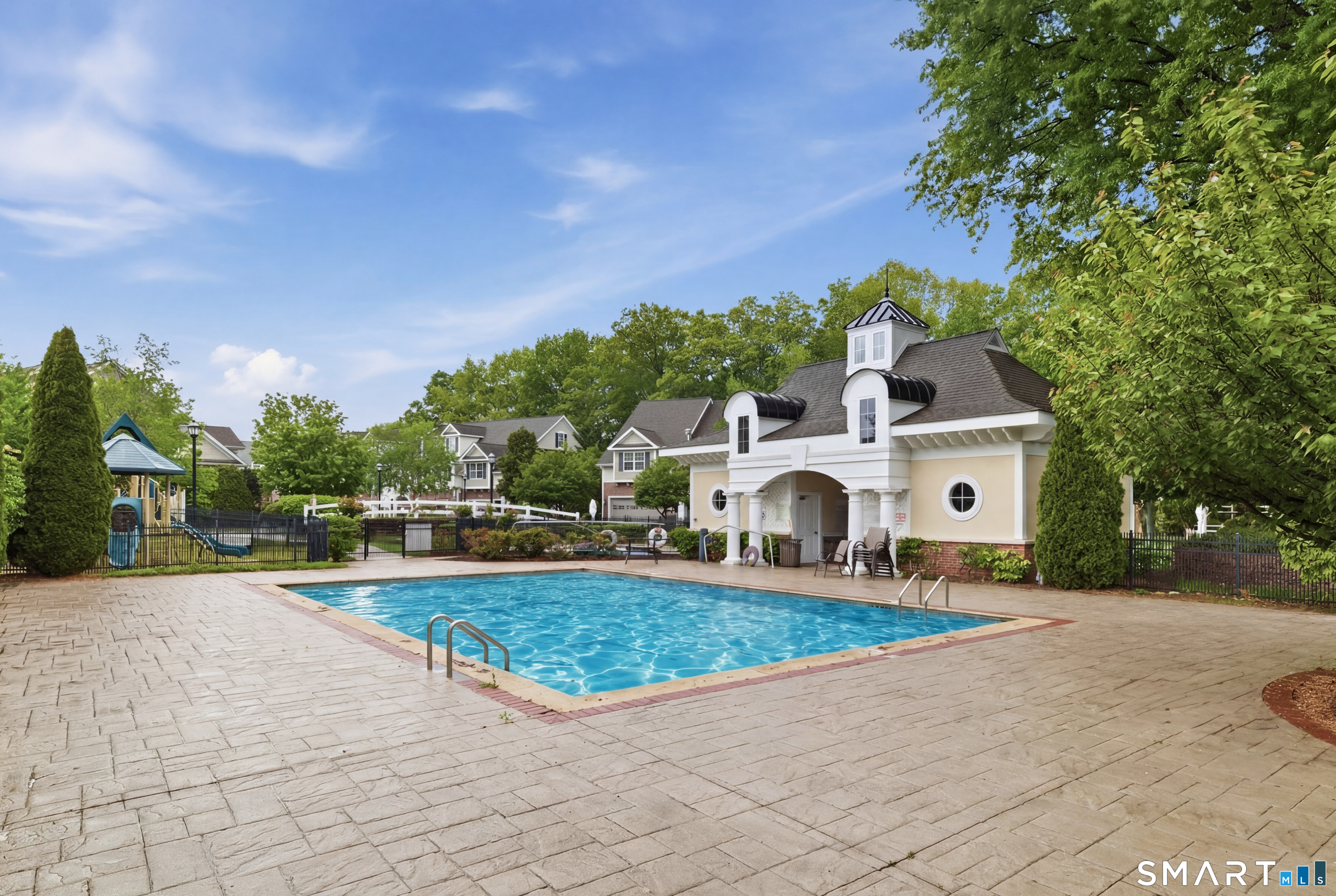 26 Schoolhouse Drive West Hartford CT 06110