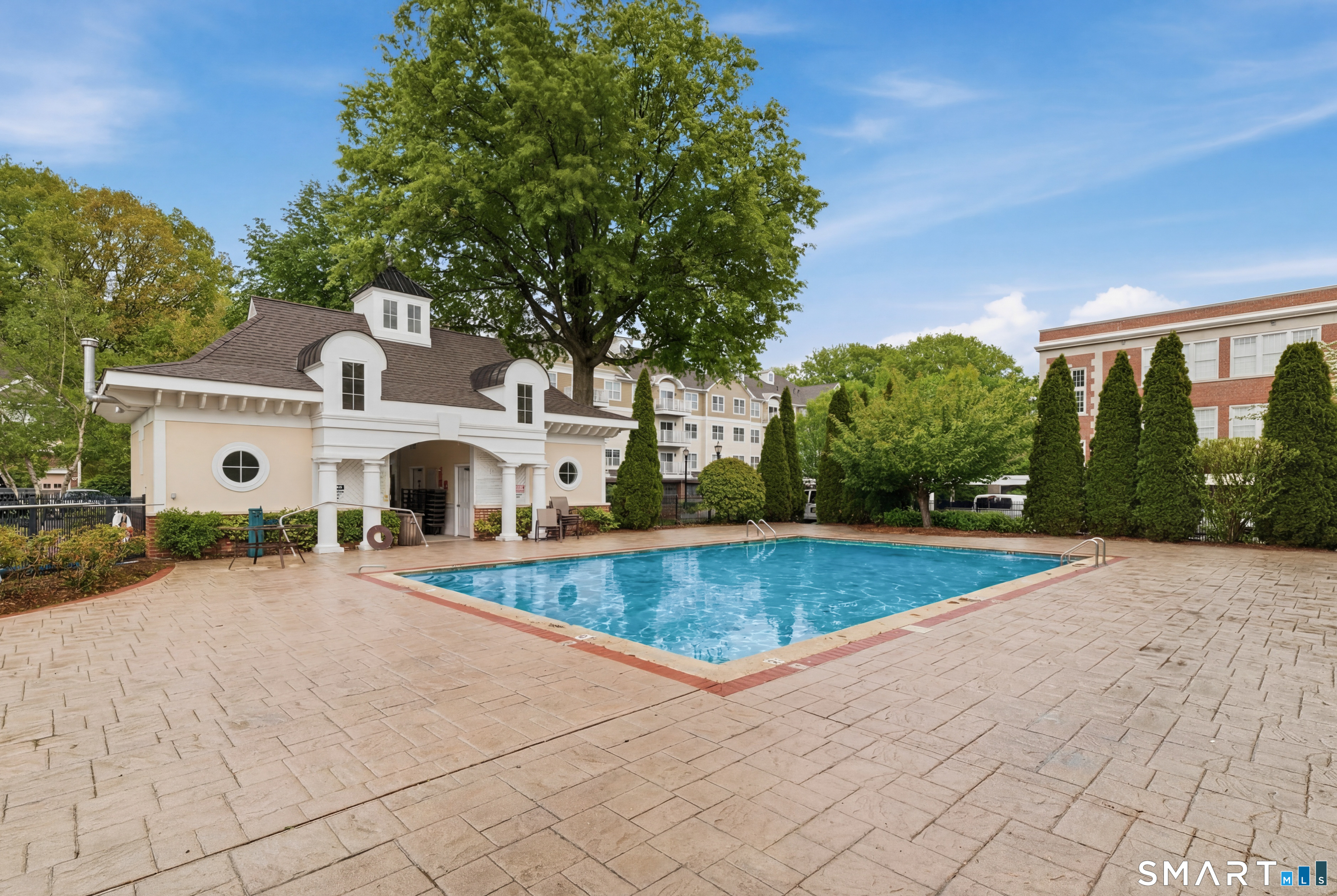 26 Schoolhouse Drive West Hartford CT 06110