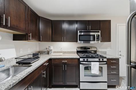 26 Schoolhouse Drive West Hartford CT 06110