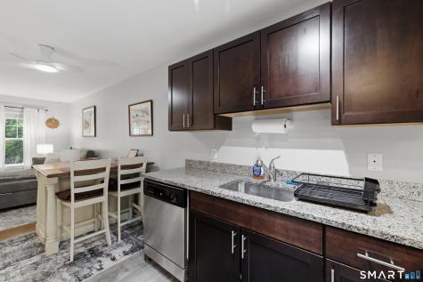 26 Schoolhouse Drive West Hartford CT 06110