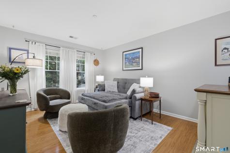 26 Schoolhouse Drive West Hartford CT 06110