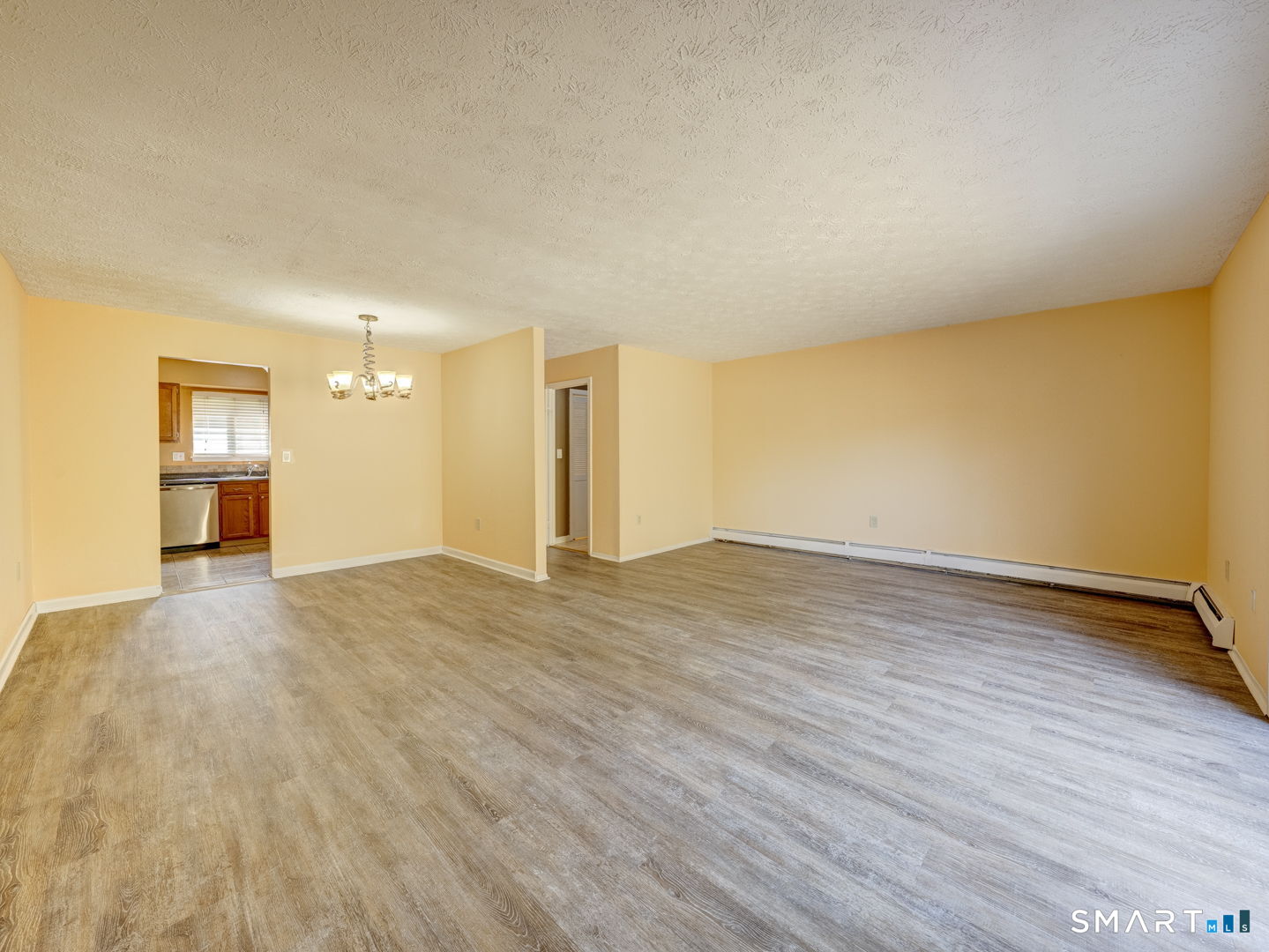 132 Sutton Place Bloomfield CT 06002