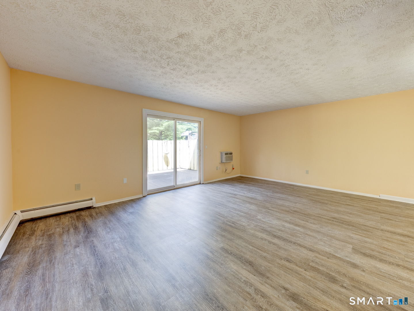 132 Sutton Place Bloomfield CT 06002