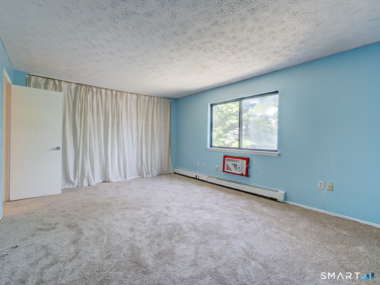 132 Sutton Place Bloomfield CT 06002