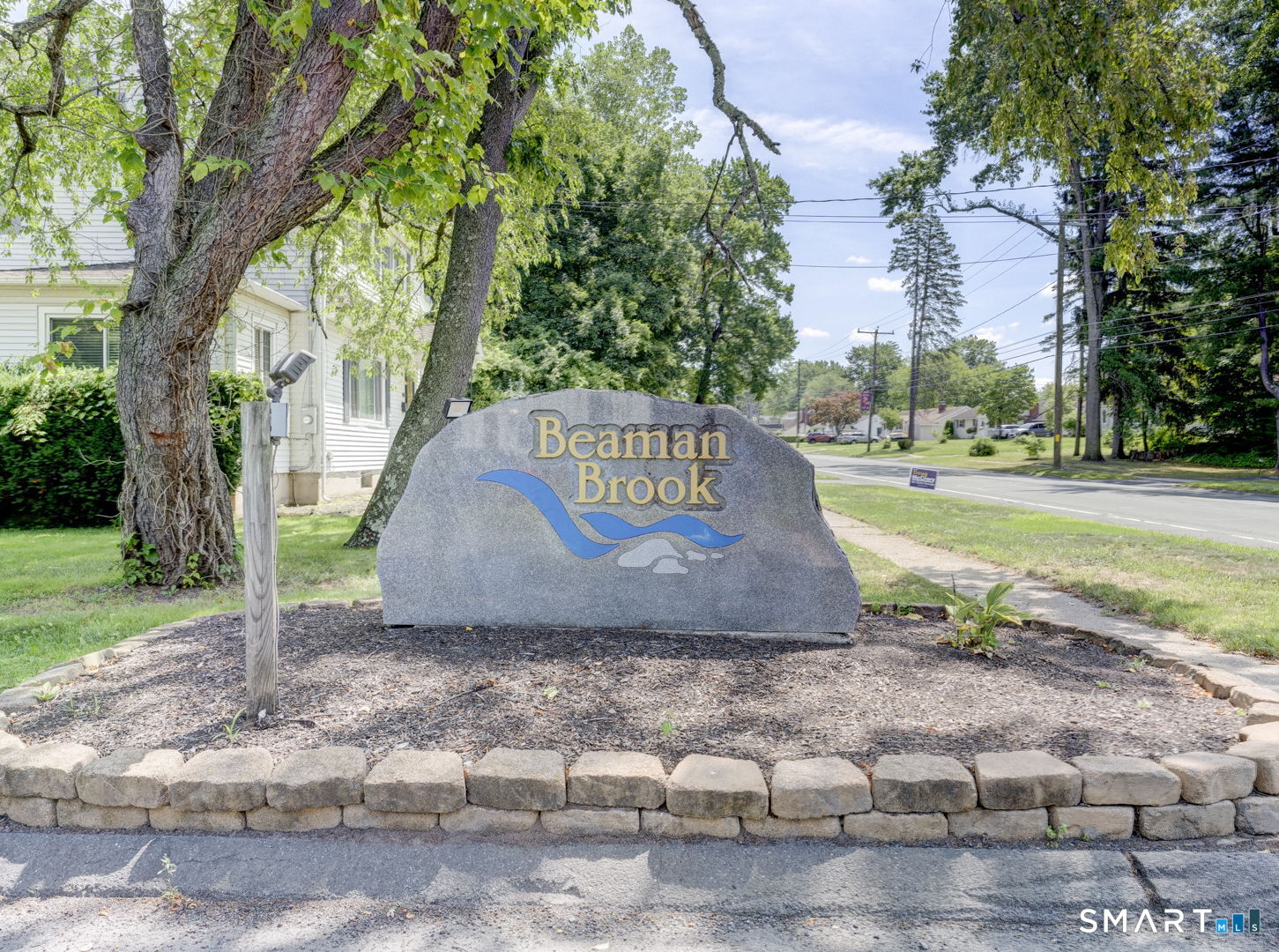 132 Sutton Place Bloomfield CT 06002