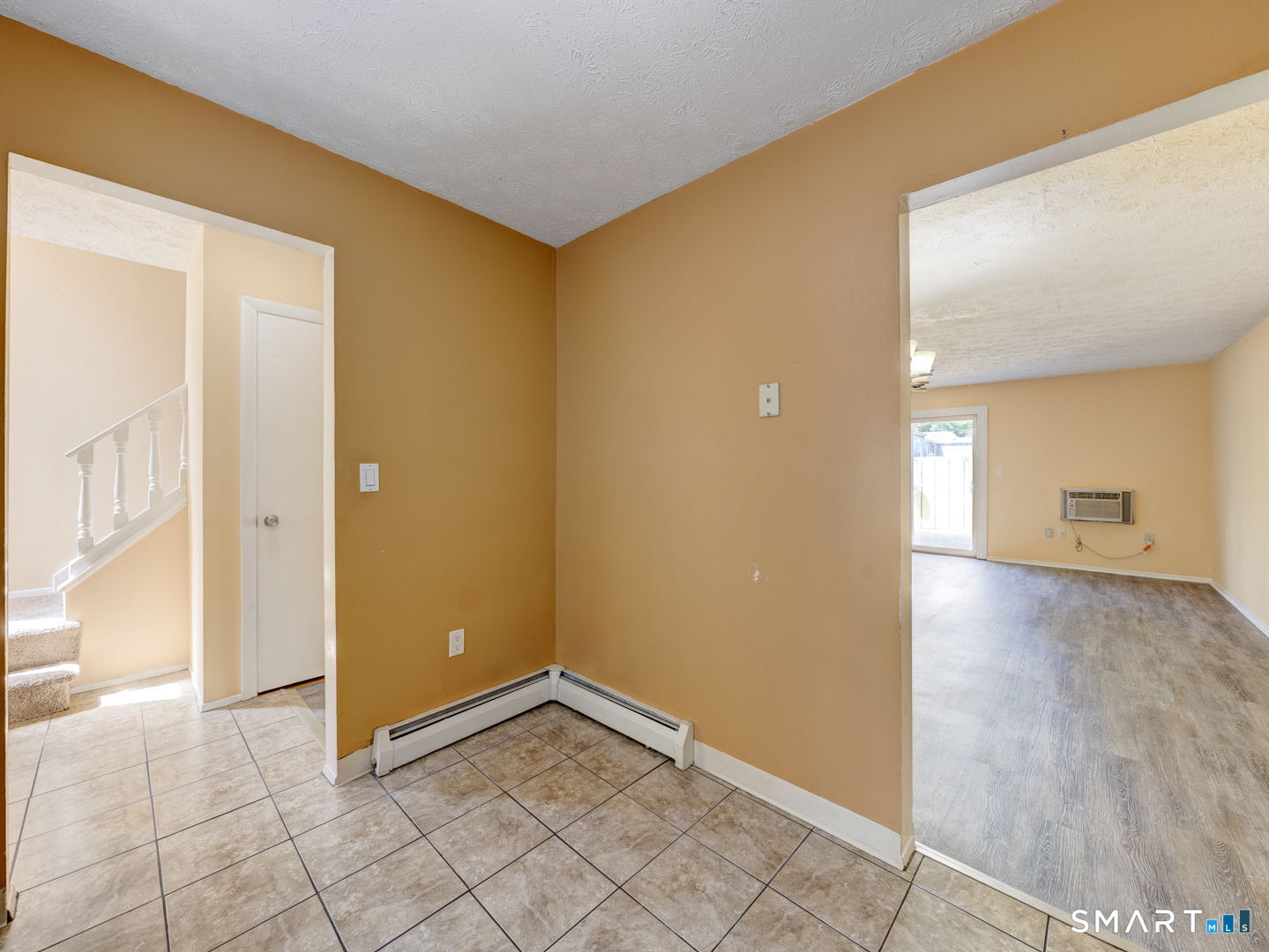 132 Sutton Place Bloomfield CT 06002