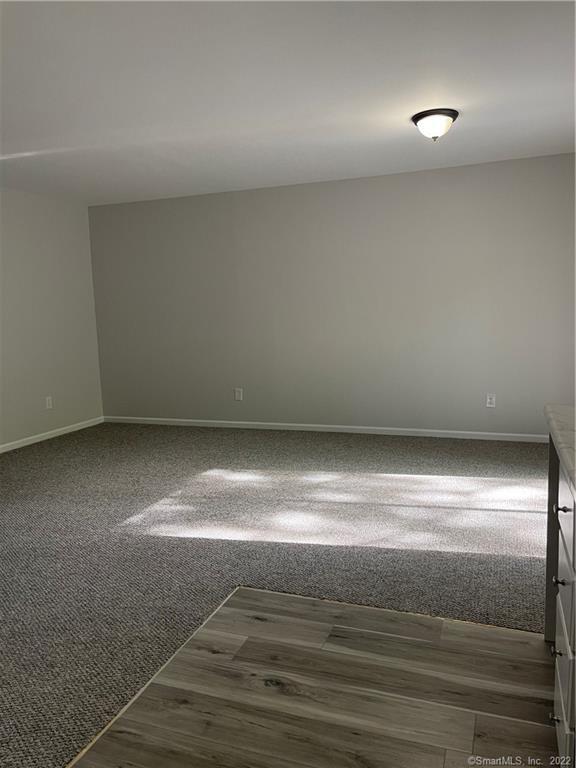16 Hawley Glen Stratford CT 06614