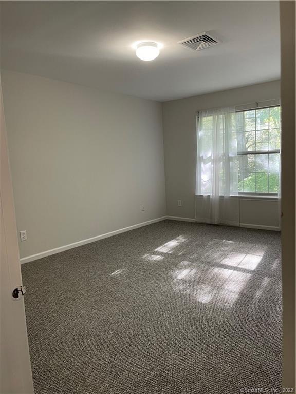 16 Hawley Glen Stratford CT 06614
