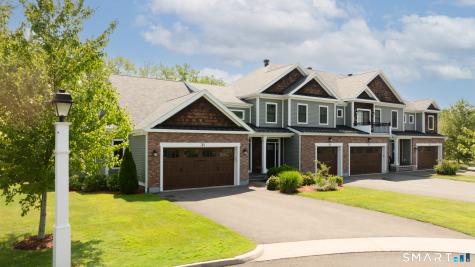 21 Yorkshire Court Farmington CT 06032