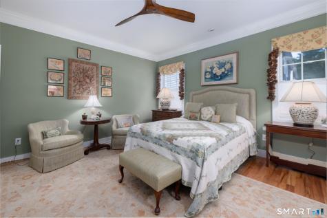 21 Yorkshire Court Farmington CT 06032