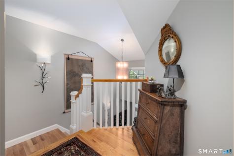 21 Yorkshire Court Farmington CT 06032