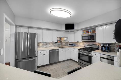 117 Harbour Close New Haven CT 06519