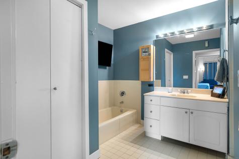 117 Harbour Close New Haven CT 06519
