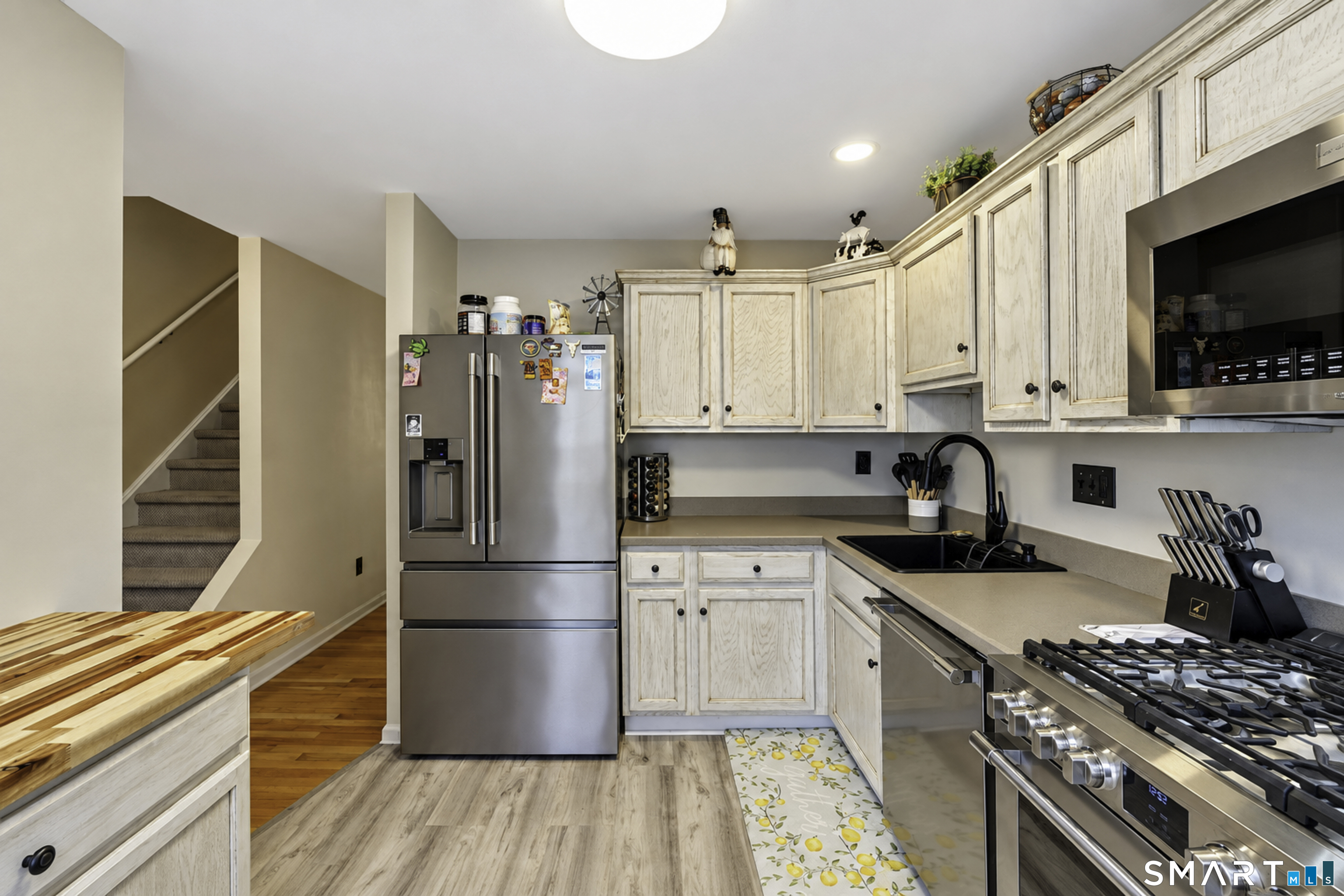 245 East Woodland Street Meriden CT 06451