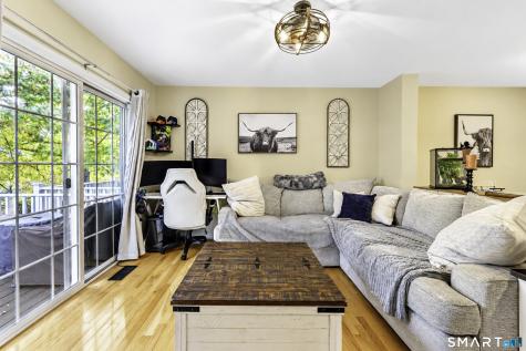 245 East Woodland Street Meriden CT 06451