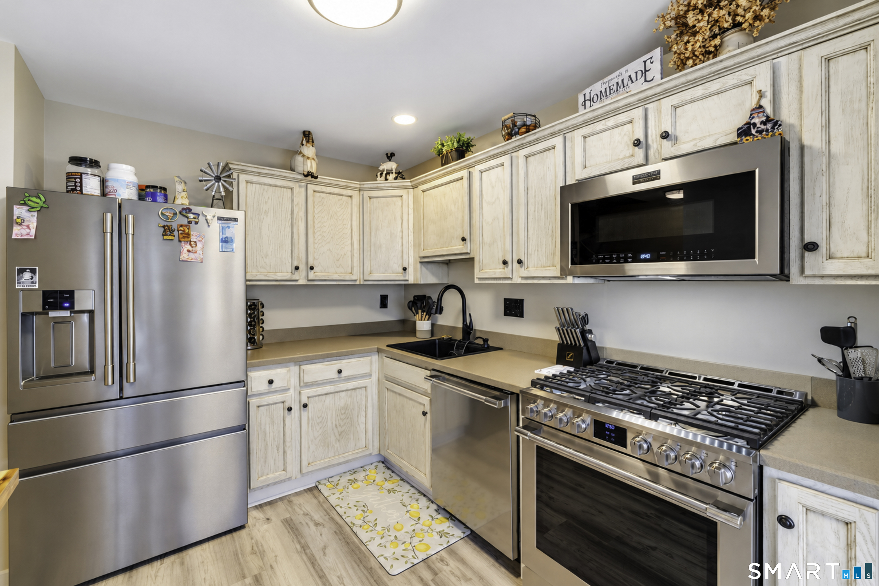 245 East Woodland Street Meriden CT 06451